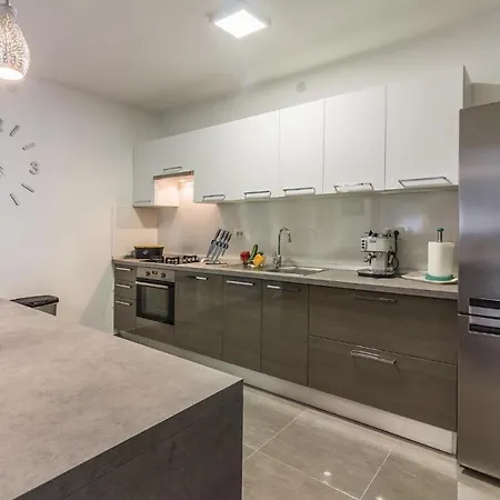 Two-bedroom In Appartement