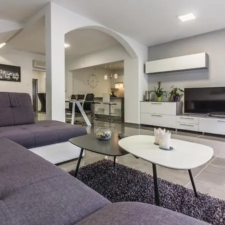Appartement Two-bedroom In *